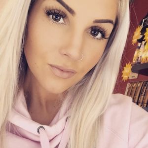 Meet your Posher, Carly